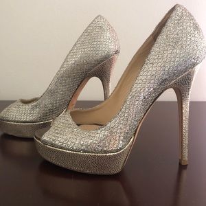 Jimmy Choo Peep-toe Pump